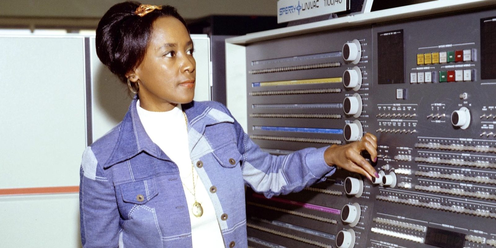 annie easley at the control panel of a univac 1100/40 computer, 1976